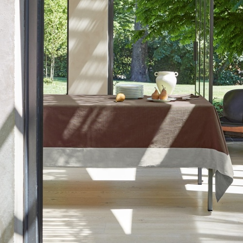 Скатерть Fazzini CORNICI 8 corteccia/travertino коричневая 180х320 Артикул: 85592 DolceNoce
