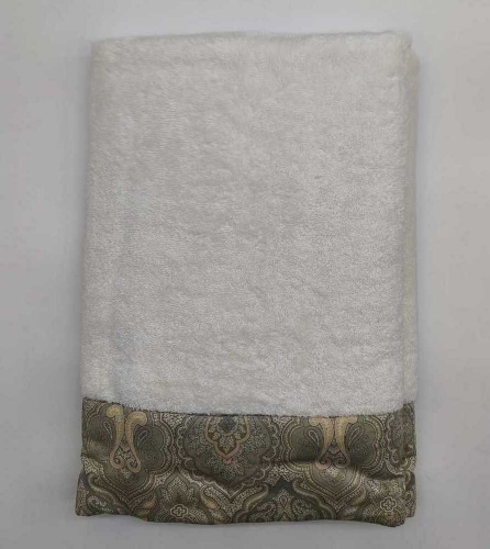 Полотенце Etro 7PLIES AV800 X0820 beige бежевое 100х150 Италия Артикул: 70131 DolceNoce фото 3 Полотенце Etro 7PLIES AV800 X0820 beige бежевое 100х150 Артикул: 70131 DolceNoce фото 3