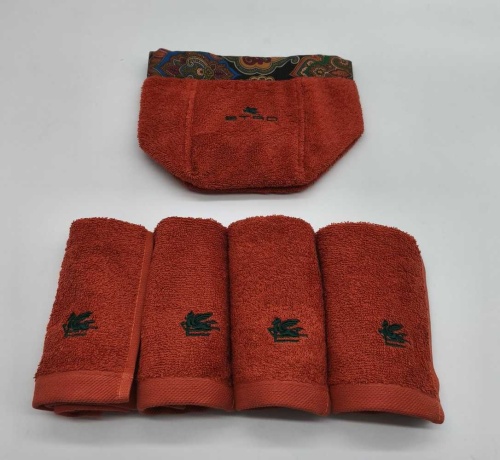 Набор полотенец Etro 7PLIES AV800 X0810 orange оранжевый 4*30х30 Артикул: 70133 DolceNoce