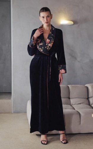 Халат Marjolaine BERNADETTE 4BER2201 0181 Fleur/Buvard черный фото 2 Халат Marjolaine BERNADETTE 4BER2201 0181 Fleur/Buvard черный фото 2