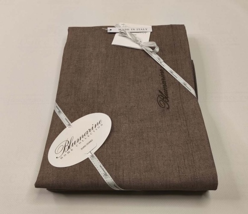 Скатерть Blumarine SORGENTE 170х280 цвет коричневый coffee Артикул: 93737 DolceNoce фото 2