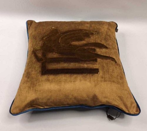 Подушка декоративная Etro NEW PEGASO AR290 Y0886 gold золотистая 45х45 Артикул: 70178 DolceNoce фото 3