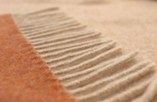 Плед Biederlack DARK VELVET (784452) henna-sand 130х170 Артикул: 79253 DolceNoce фото 5