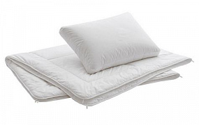 Одеяла и подушки с искусственными наполнителями 