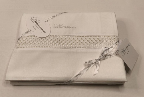 Скатерть Blumarine PORCELLANA 180х300 цвет белый white Артикул: 94846 DolceNoce