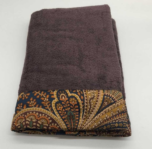 Полотенце Etro GIANO AV799 X0883 brown коричневое 100х150 Италия Артикул: 70156 DolceNoce Полотенце Etro GIANO AV799 X0883 brown коричневое 100х150 Артикул: 70156 DolceNoce