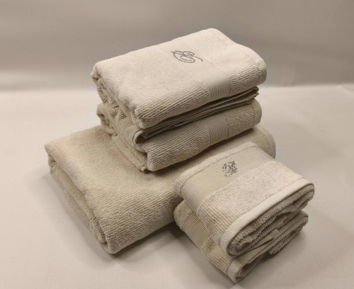 Набор полотенец Blumarine RISVEGLIO молочный 01 pearl Артикул: 94888 DolceNoce фото 4