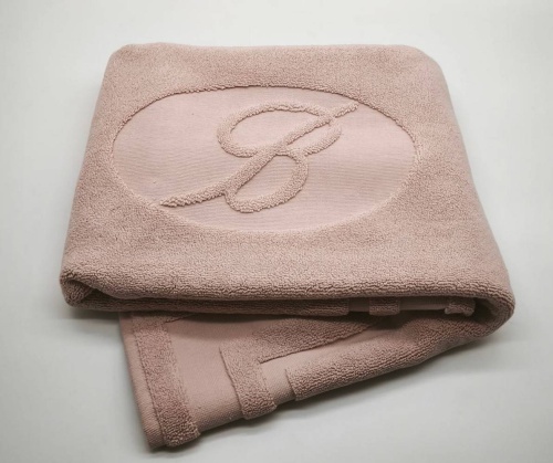 Коврик для ванной Blumarine MONOGRAM 140x70 розовый 02 powder pink Артикул: 94872 DolceNoce фото 2